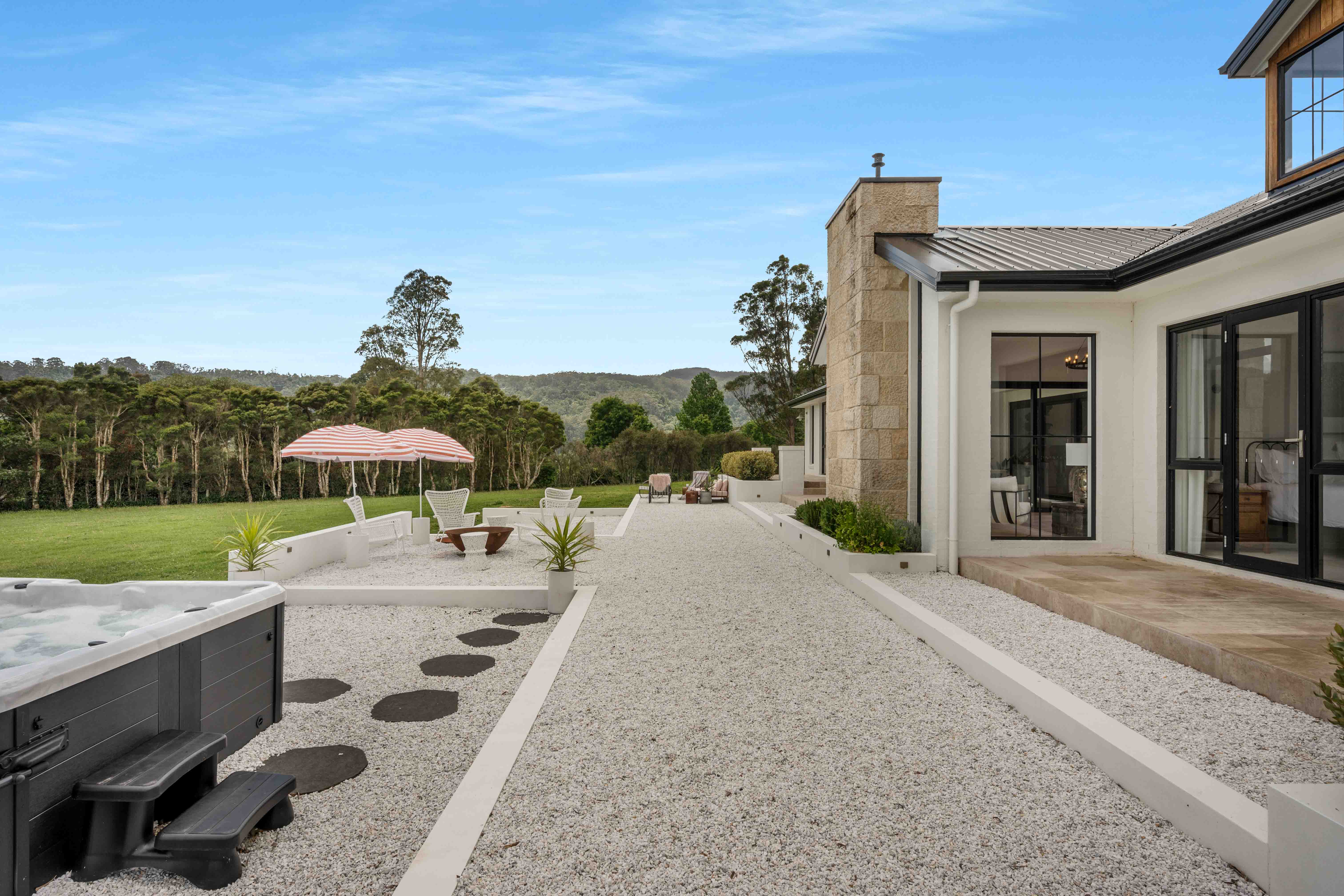 Burrugin Lodge terrace